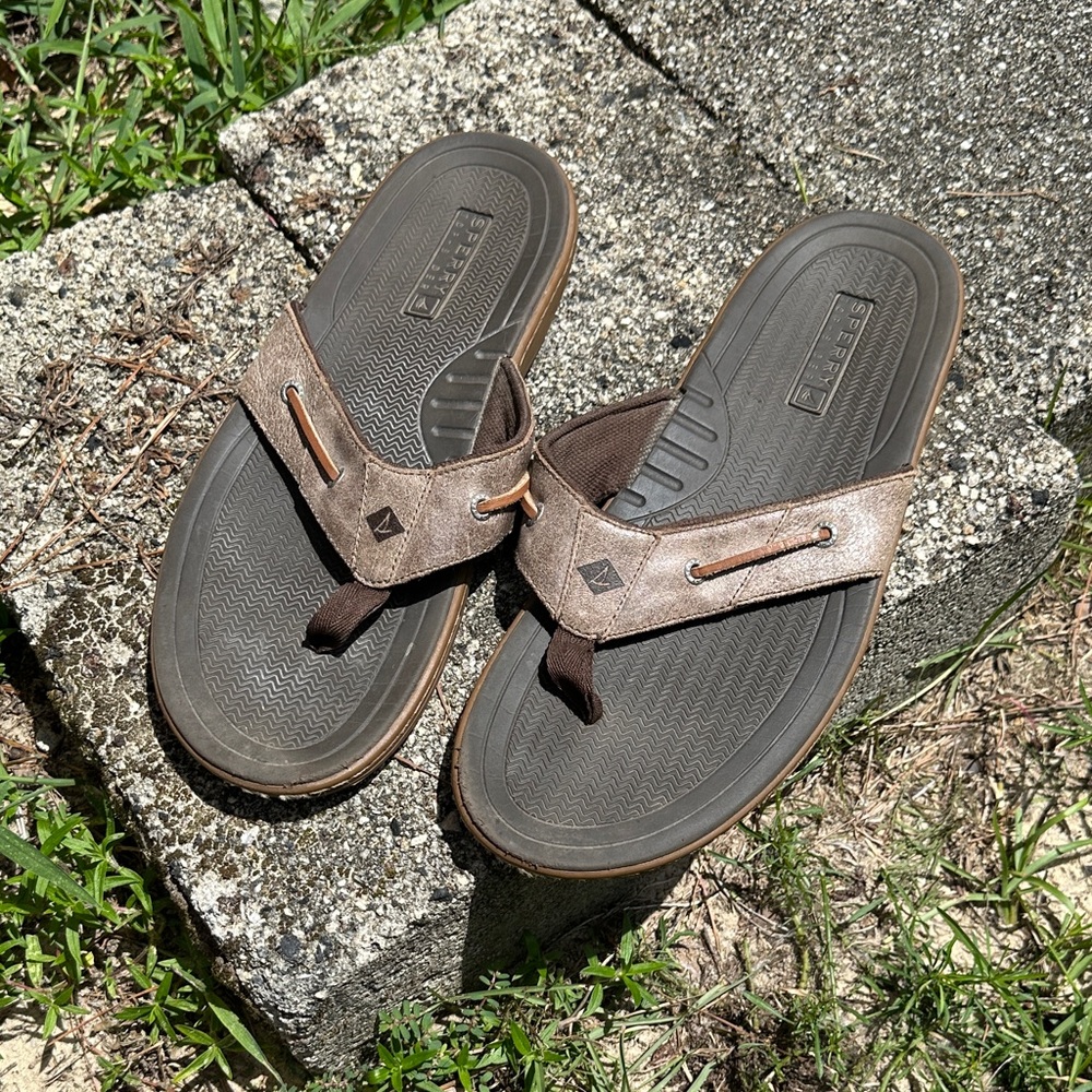 Sperry Men's FLIP FLOPS Tan and Brown •SIZE 14 - Picture 16 of 16
